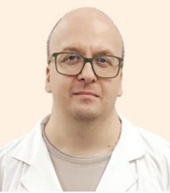 врач аллерголог-иммунолог Евгений Евгеньевич Варламов.